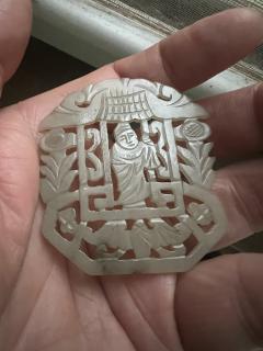 清代时期和田玉镶嵌件,重9克,雕工精美典雅,干脆利落,人物刻画细腻生
